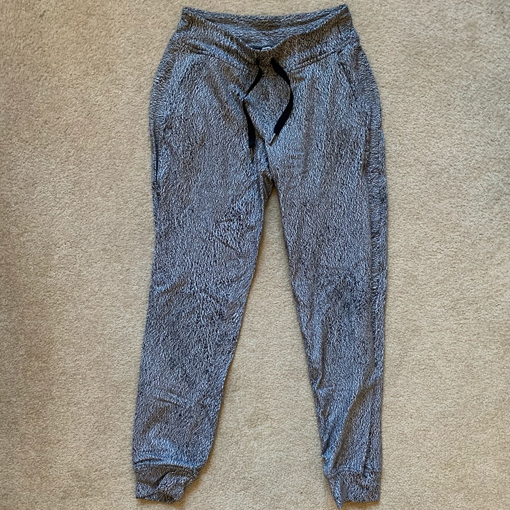 lululemon ready to rulu joggers